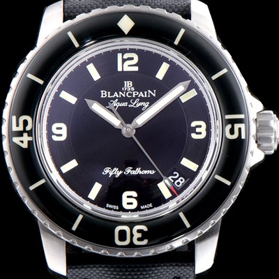 SA급 블랑팡 남성용 피프티 패덤스 5015C-1130-52B 아쿠아렁 다이버 워치 블랙 다이얼 스위스 ETA 2836-2오토매틱 무브먼트 BLA4200 xx