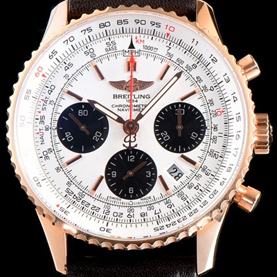 SA급 브라이틀링 남성용 신형 네비타이머 RB0127121G1P1 베스트인기모델!!크로노그래프 18K 로즈골드 화이트 다이얼 오토매틱 무브먼트 BRE0200 xx