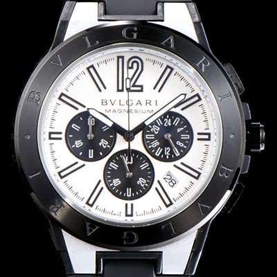 SA급 불가리 남성용 신상품 업데이트!! 디아고노 102305 DG42WSMCVDCH 크로노그래프 마그네슘 PVD 화이트 다이얼 쿼츠 무브먼트 BVL4255 xx