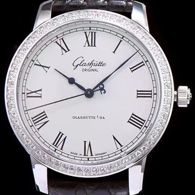 SA급 글라슈테 오리지날 남성용 세나토 베이지 다이얼 오토매틱 무브먼트 GLA4240 xx