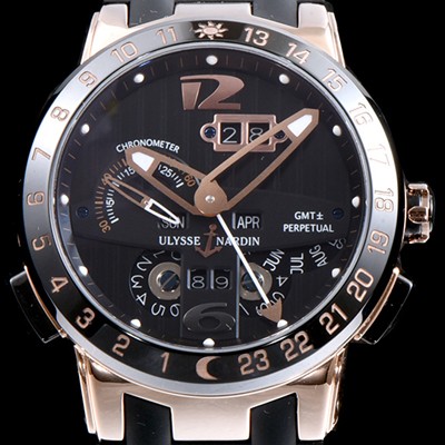 SA급 율리스나르당 남성용 율리시스 나르딘 326-03 이그제큐티브 엘 토로 지엠티 퍼페츄얼 블랙 다이얼 오토매틱 무브먼트 ULY4200 xx