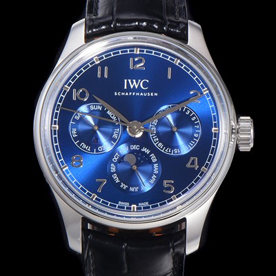 SA급 아이더블유씨 남성용 포르투기즈 퍼페추얼 캘린더 문페이즈 오토매틱 42mm Cal.82650 타입 가죽줄 블루다이얼   iwc60715 xx
