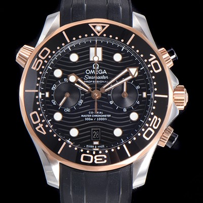 SA급 오메가 남성용 씨마스터 디버 300M 코엑시얼 크로노그래프 P. 9900타입 44mm 메탈줄 블랙다이얼   omg86713 xx