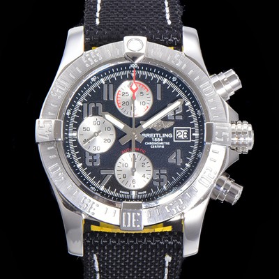 SA급 브라이틀링남성용 어벤져 II 크로노그래프 45미리 볼카노 오토매틱 블랙다이얼 BRE65949 xx