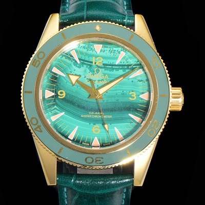 SA급 오메가남성용 2021 씨마스터 300 Co-Axial 크로노미터 234.63.41.21.99.001 옐로우골드 오토매틱 므브먼트 41mm 그린다이얼 OMG12800 xx