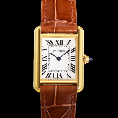 SA급 까르띠에 여성용 신상 탱크 W1529856 실버 다이얼 29mm 옐로우골드 악어가죽 쿼츠 무브먼트 car69360 xx