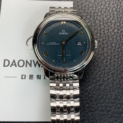 SA급 오메가 남성용 드빌 스몰 434.10.41.20.10.001 세컨즈 마스터 크로노미터 41mm 오토매틱 Cal.8802 타입 터쿼이즈 다이얼 omg0212 xx