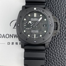 SA급 파네라이 남성용 서브멀시브 마리나 밀리테어 카보테크 PAM00979 오토매틱 Cal.P9010 타입 47mm 카본제질 블랙 다이얼 pan5215 xx