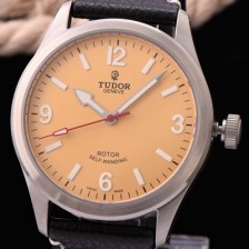 SA급 튜더 남성용 헤리티지 옐로 다이얼 오토매틱 무브먼트 TUD4222 xx