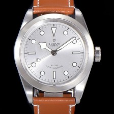 SA급 튜더 남성용 블랙 베이 오토매틱 ETA2824-2  41mm 가죽줄 실버 다이얼 tud20946 xx