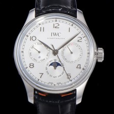 SA급 아이더블유씨 남성용 포르투기즈 퍼페추얼 캘린더 문페이즈 오토매틱 42mm Cal.82650 타입 가죽줄 화이트다이얼   iwc42081 xx