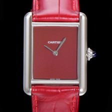 SA급 까르띠에 여성용 탱크 머스트 WSTA0054 로마 인덱스 33.7mm 레드 다이얼 악어가죽줄 쿼츠 무브먼트 CAR00571 xx
