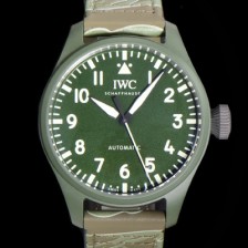 SA급 아이더블유씨 남성용 파일럿 IW329802 오토매틱 43.8mm 세라믹 재질 나토천/러버 믹스 그린 다이얼 iwc29053 xx
