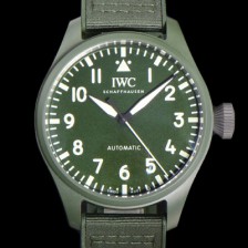 SA급 아이더블유씨 남성용 파일럿 IW329802 오토매틱 43.8mm 세라믹 재질 나토천/러버 믹스 그린 다이얼 iwc29052 xx