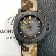 SA급 파네라이 남성용 서브머시블 콰란타콰트로 루나로사 PAM01513 GMT 네이비씰 카보테크 44mm 오토매틱 Cal P. 900타입 그레이 다이얼 pan5235 xx