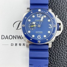 SA급 파네라이 남성용 서브머시블 콰란타콰트로 루나로사 PAM01676 마이크 혼 44mm 오토매틱 Cal P. 900타입 블루 다이얼 pan5237 xx